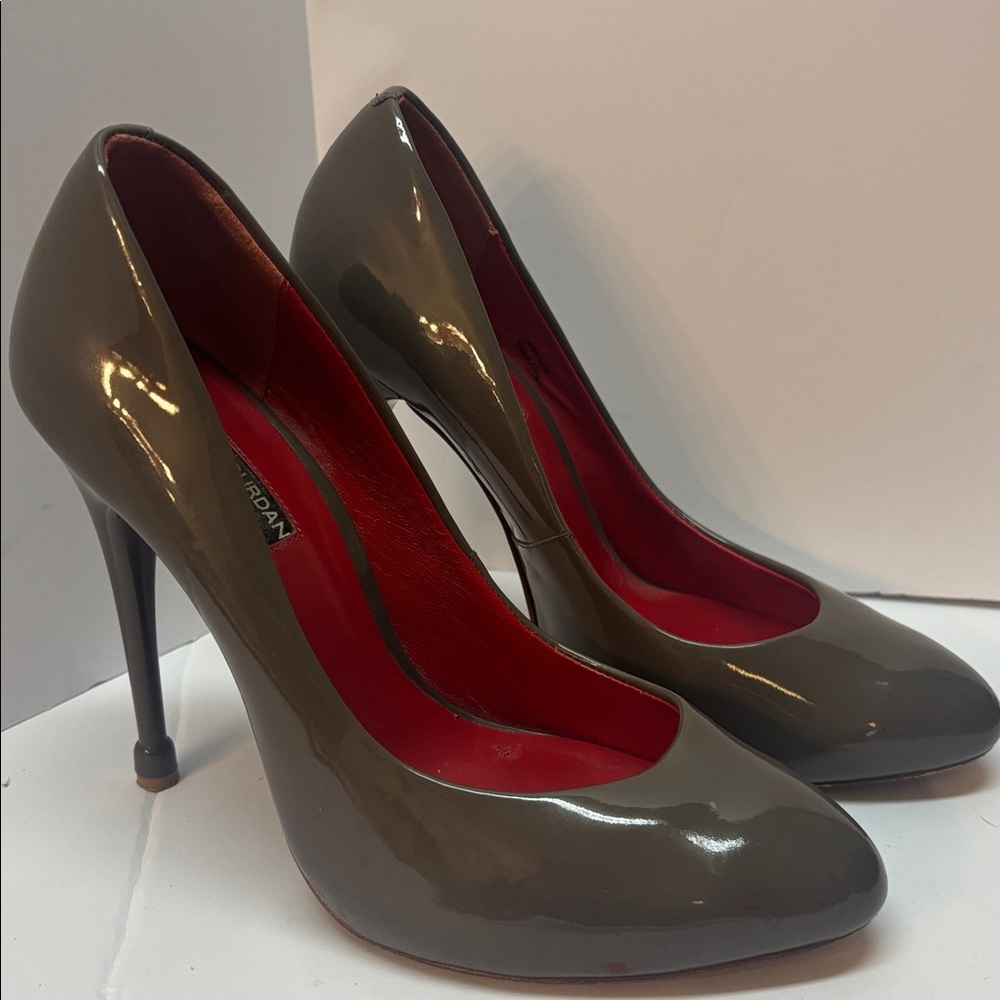 Elegant Gray High Heels
